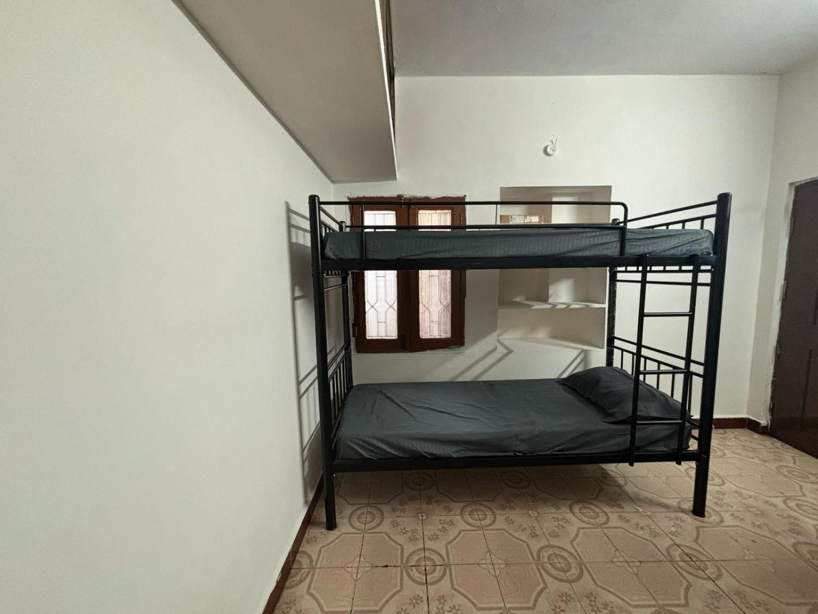 Hostel Madras ภายนอก รูปภาพ